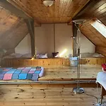 Cat's House- Dum U Trech Kocek Zdice